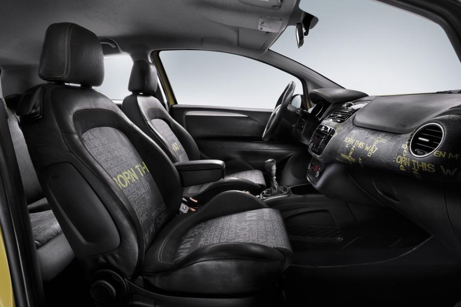  Fiat Punto Born this way Concept 2011 года  (фото 2 из 3)